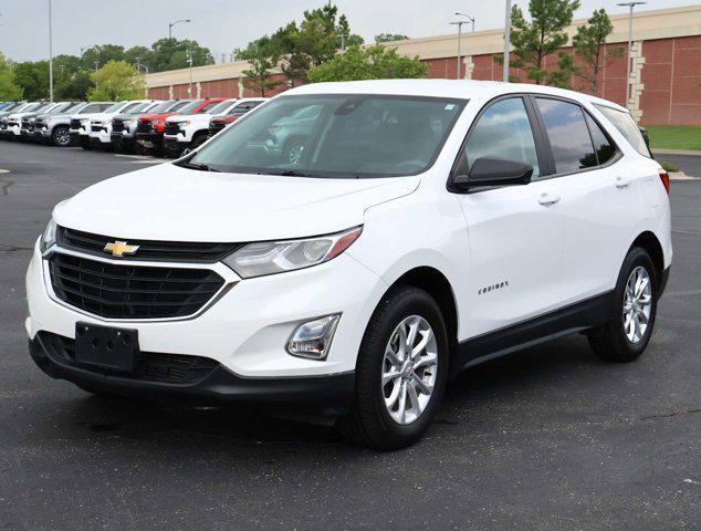 Photo of 2020 Summit White Chevrolet Equinox