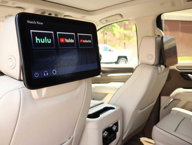 Photo of 2024 Volcanic Red Tintcoat GMC Yukon