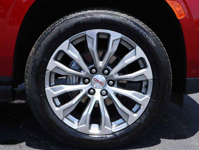 Photo of 2024 Volcanic Red Tintcoat GMC Yukon