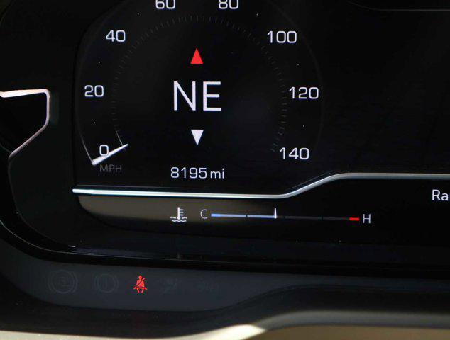 Photo of 2024 Volcanic Red Tintcoat GMC Yukon