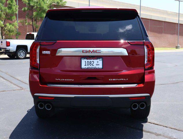 Photo of 2024 Volcanic Red Tintcoat GMC Yukon