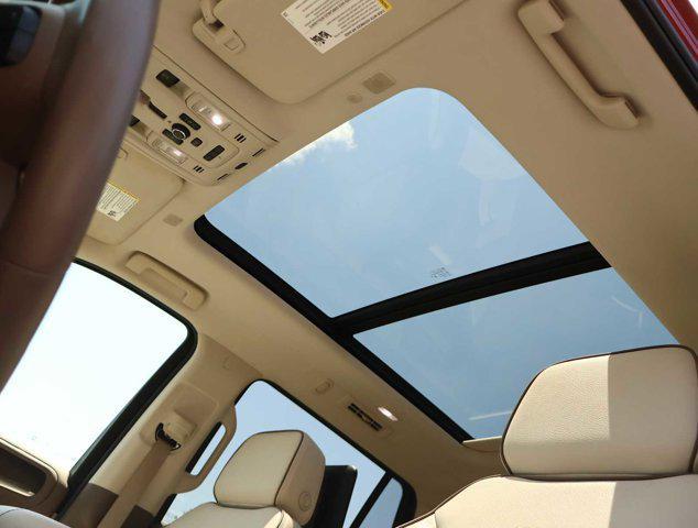 Photo of 2024 Volcanic Red Tintcoat GMC Yukon