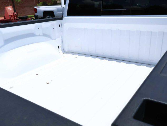 Photo of 2022 Bright White Clearcoat RAM 1500