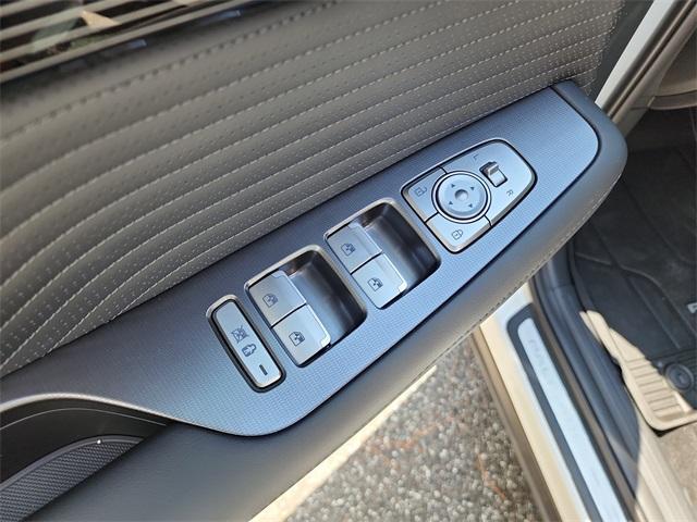 Photo of 2025 Hyper White Hyundai PALISADE