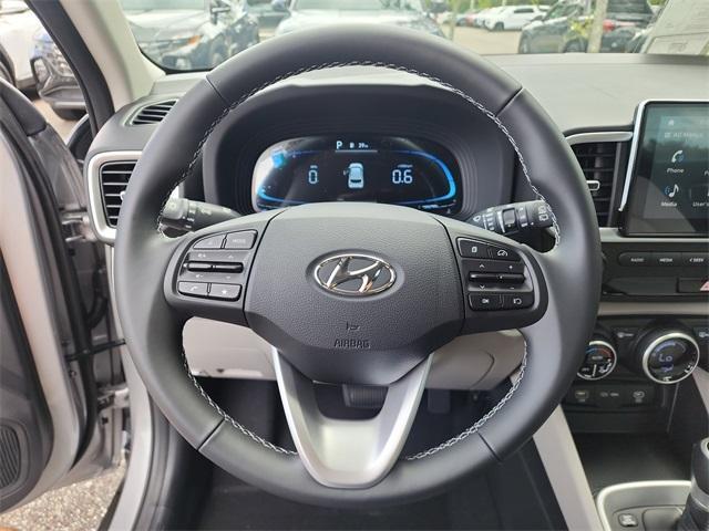 Photo of 2025 Shimmering Silver Hyundai VENUE