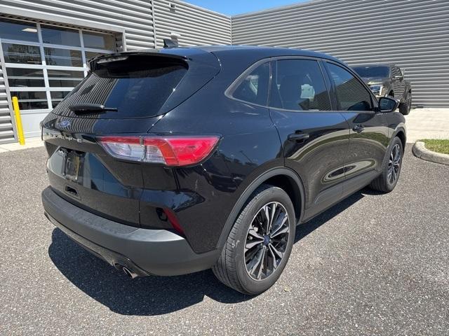 Photo of 2022 Agate Black Metallic Ford Escape