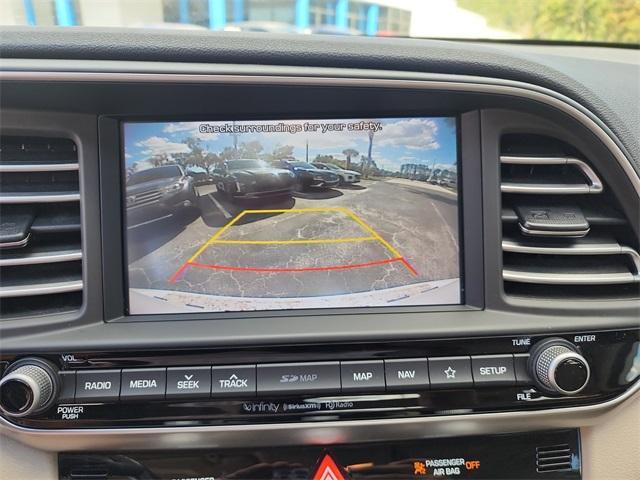 Photo of 2020 Quartz White Pearl Hyundai ELANTRA