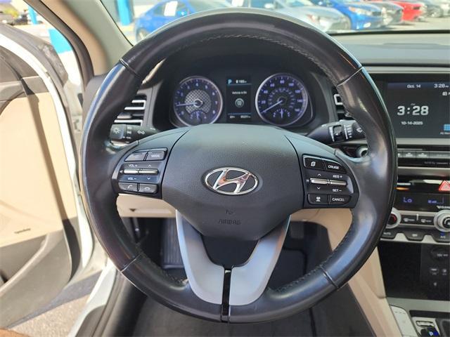 Photo of 2020 Quartz White Pearl Hyundai ELANTRA