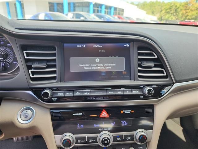 Photo of 2020 Quartz White Pearl Hyundai ELANTRA