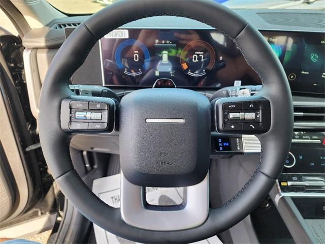 Photo of 2025 Phantom Black Hyundai SANTA FE