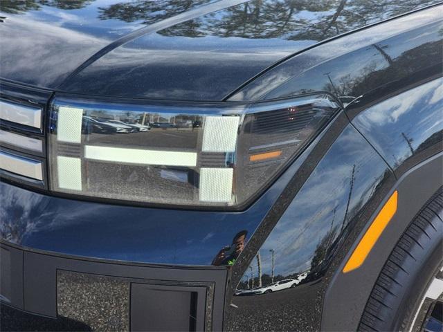 Photo of 2025 Phantom Black Hyundai SANTA FE