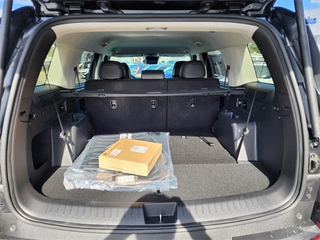 Photo of 2025 Phantom Black Hyundai SANTA FE