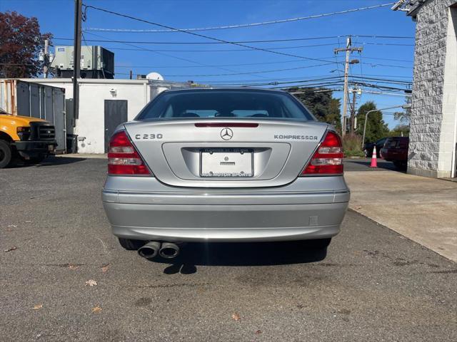 Photo of 2003 Brilliant Silver Metallic Mercedes-Benz C-Class