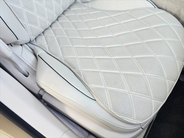 Photo of 2022 Gold Mercedes-Benz S-Class