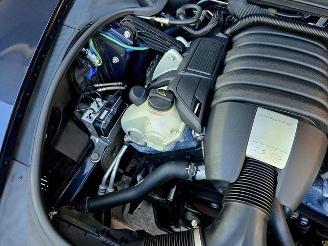 Photo of 2014 Blue Porsche Panamera