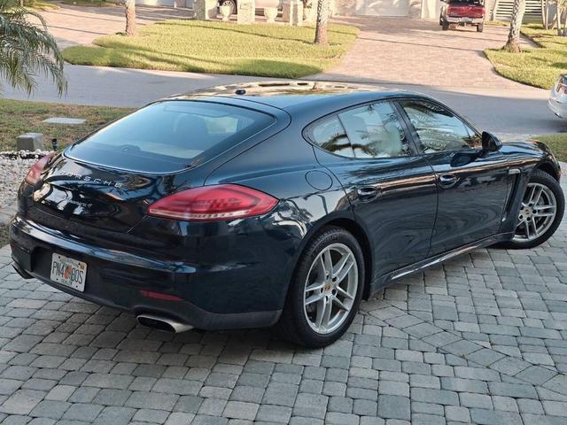 Photo of 2014 Blue Porsche Panamera