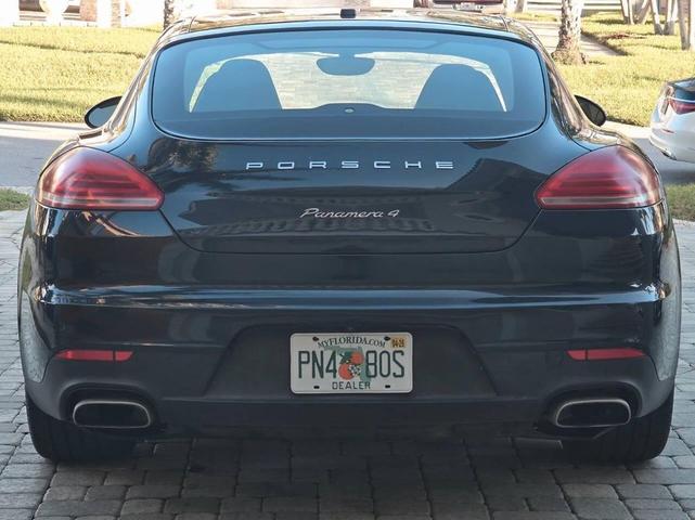Photo of 2014 Blue Porsche Panamera
