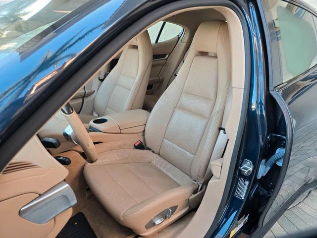 Photo of 2014 Blue Porsche Panamera