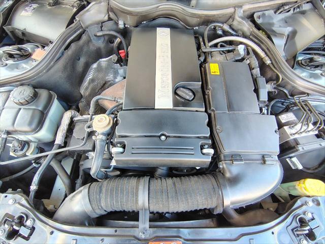 Photo of 2005 Blue Mercedes-Benz C-Class