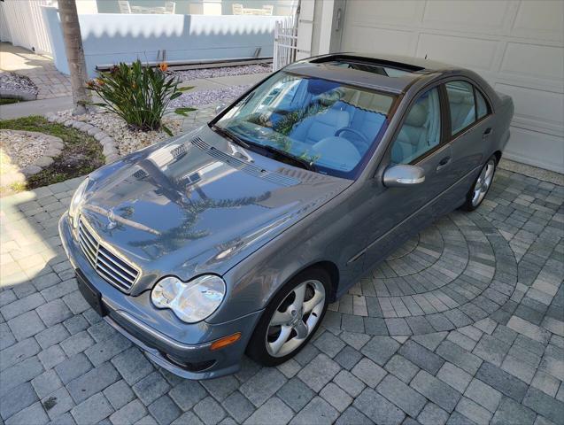 Photo of 2005 Blue Mercedes-Benz C-Class