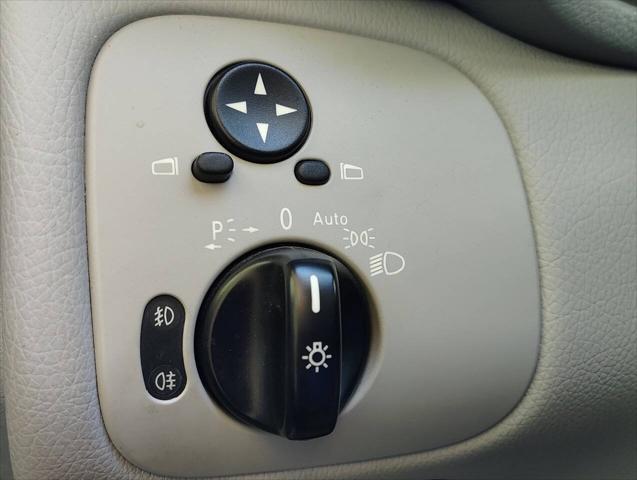 Photo of 2005 Blue Mercedes-Benz C-Class