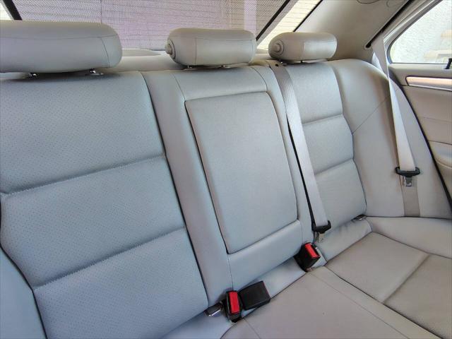 Photo of 2005 Blue Mercedes-Benz C-Class