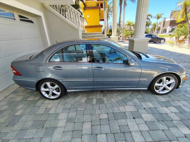 Photo of 2005 Blue Mercedes-Benz C-Class