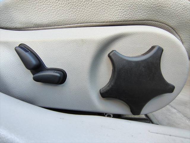 Photo of 2005 Blue Mercedes-Benz C-Class