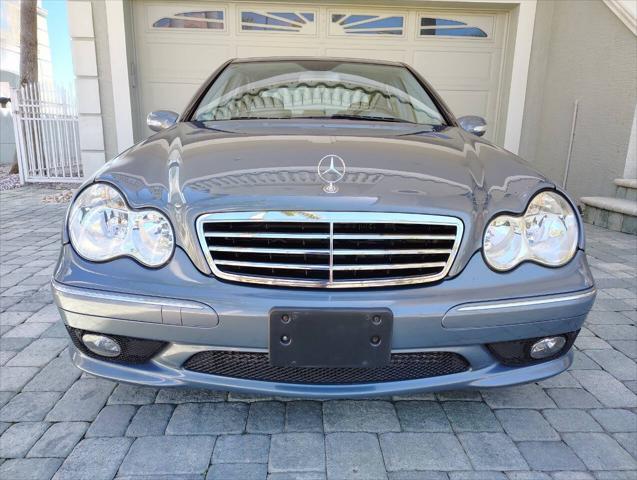 Photo of 2005 Blue Mercedes-Benz C-Class