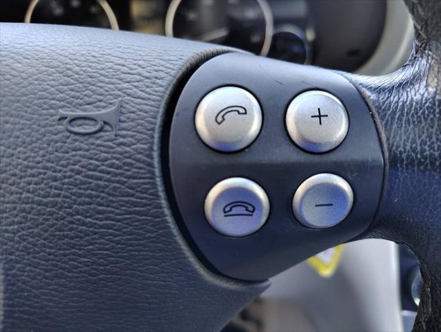 Photo of 2005 Blue Mercedes-Benz C-Class
