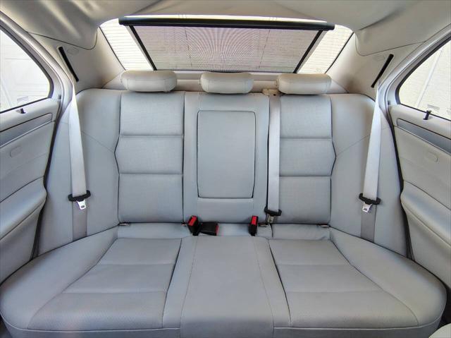 Photo of 2005 Blue Mercedes-Benz C-Class