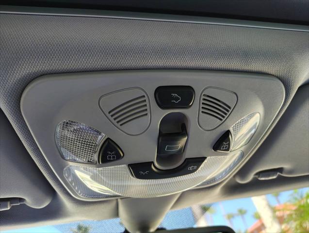 Photo of 2005 Blue Mercedes-Benz C-Class