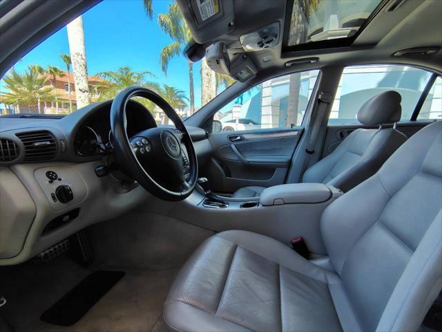 Photo of 2005 Blue Mercedes-Benz C-Class