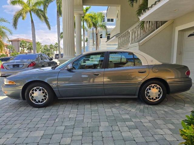 Photo of 2004 Blue Buick LeSabre