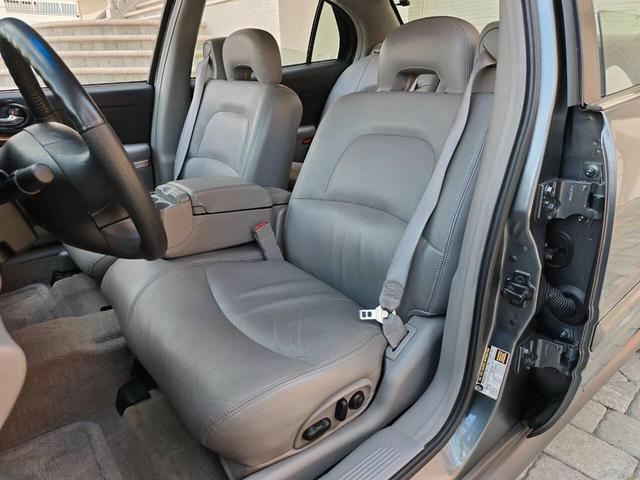 Photo of 2004 Blue Buick LeSabre