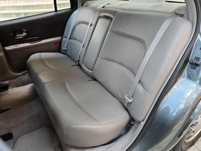 Photo of 2004 Blue Buick LeSabre