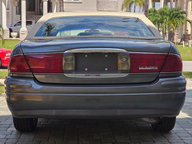 Photo of 2004 Blue Buick LeSabre