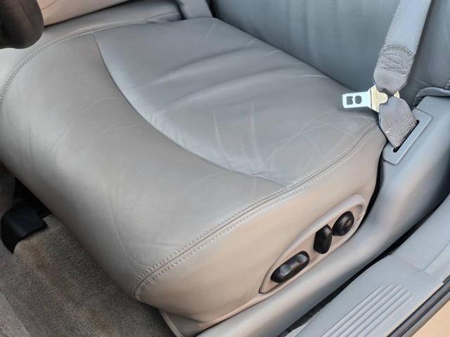 Photo of 2004 Blue Buick LeSabre