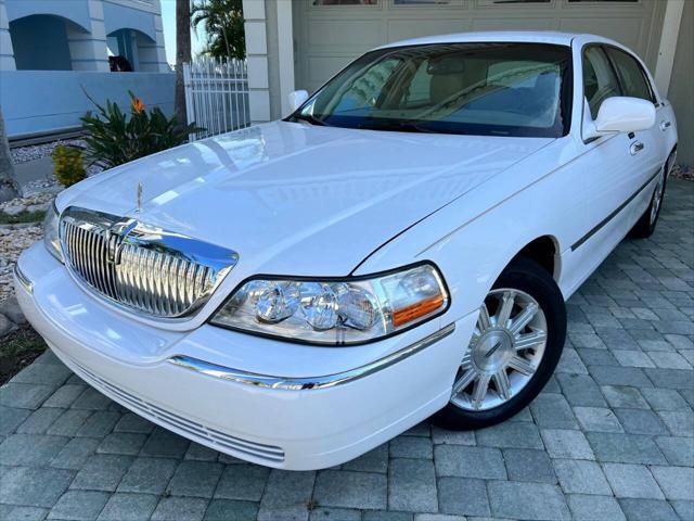 2011 Lincoln Town Car