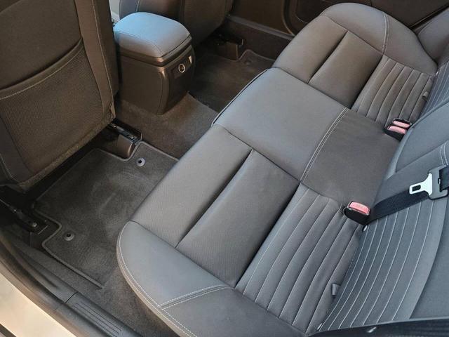 Photo of 2007 White Volvo V50