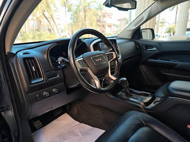 Photo of 2020 Black GMC Canyon