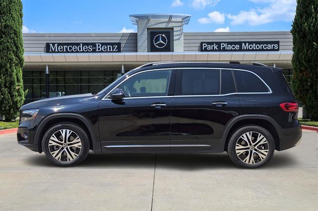 Photo of 2024 Night Black Mercedes-Benz GLB 250