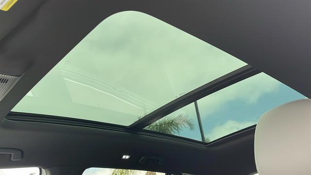 Photo of 2025 Opal White Pearl Volkswagen Atlas Cross Sport