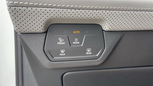 Photo of 2025 Opal White Pearl Volkswagen Atlas Cross Sport