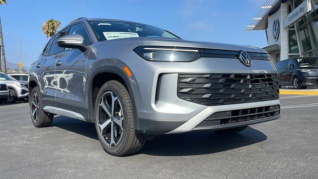 Photo of 2025 Pyrite Silver Metallic Volkswagen Tiguan
