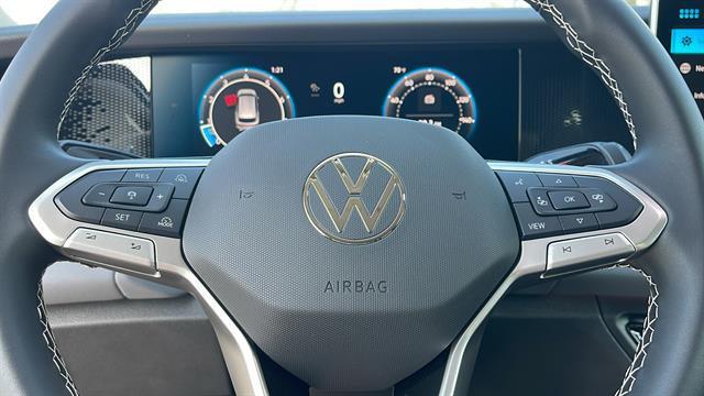 Photo of 2025 Pyrite Silver Metallic Volkswagen Tiguan