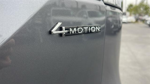 Photo of 2025 Platinum Gray Metallic Volkswagen Atlas