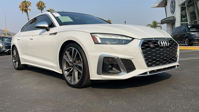 Photo of 2022 WHITE Audi S5