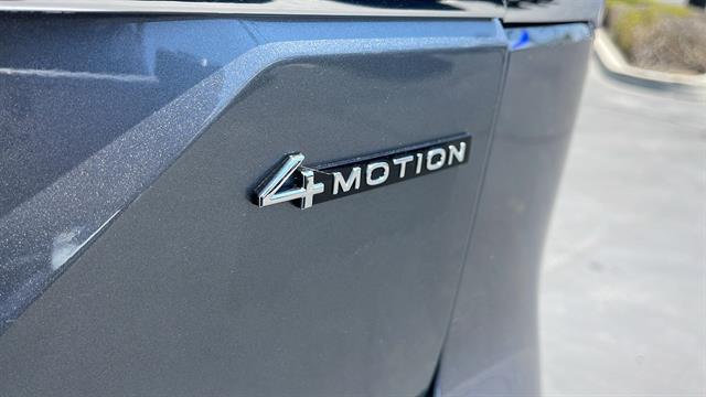 Photo of 2025 Platinum Gray Metallic Volkswagen Atlas