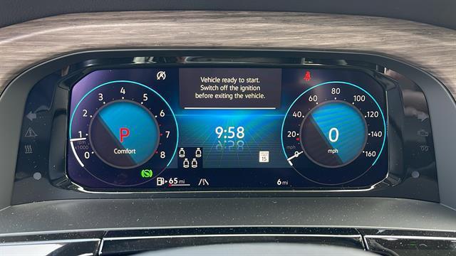 Photo of 2025 Opal White Pearl Volkswagen Atlas